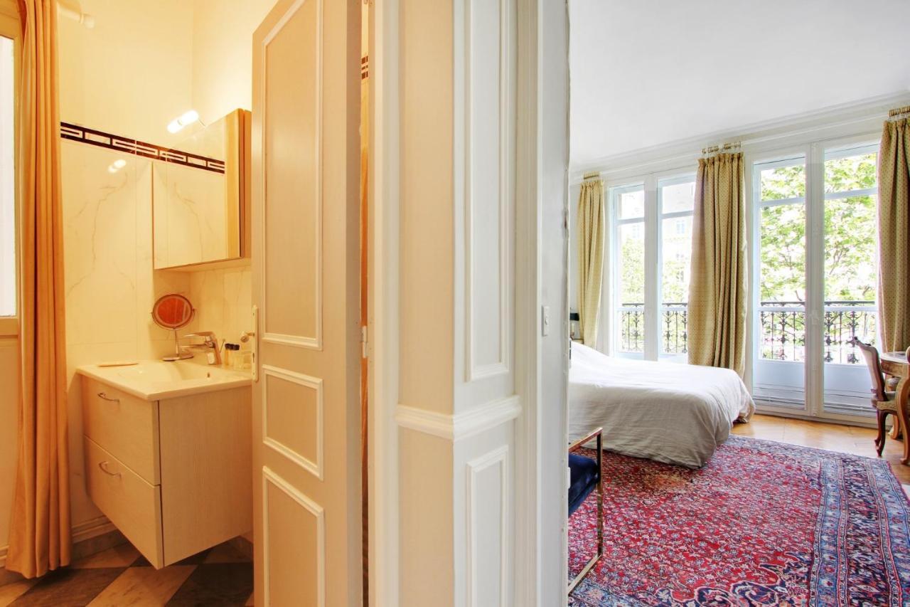 Suite Junior Avec Balcon Et Vue Sur Arc De Triomphe Parijs Buitenkant foto